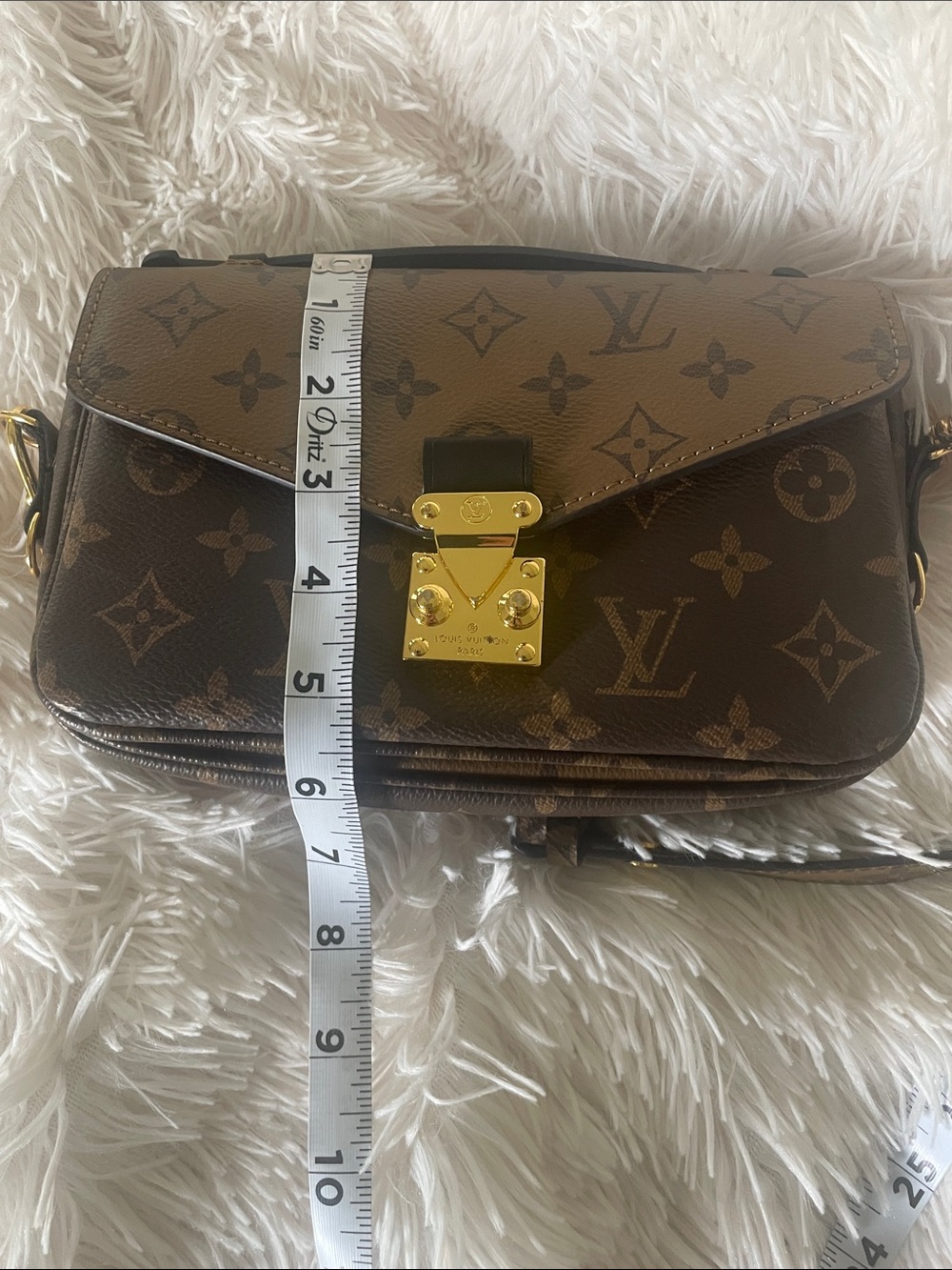 Cute Fashion Two-Tone Brown Crossbody with Gold Hardware - Picture 5 of 5